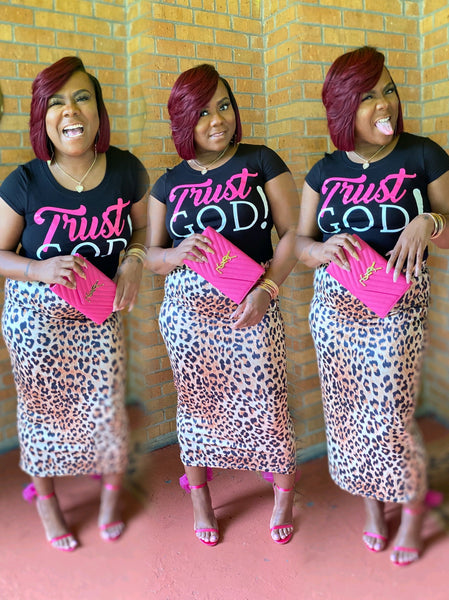 “Trust God” (pink)